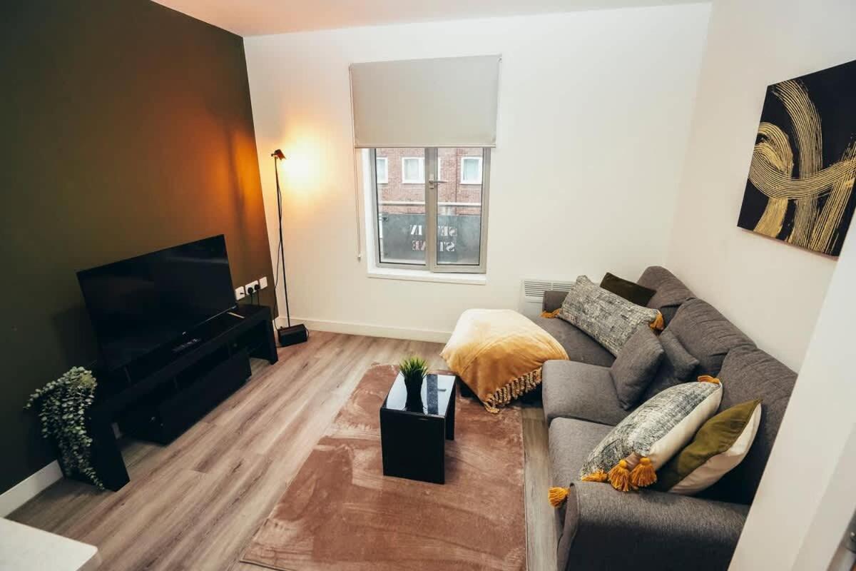 1Br City Centre Apt, Self Check In, Wifi, By Derbnb Sheffield Exteriör bild