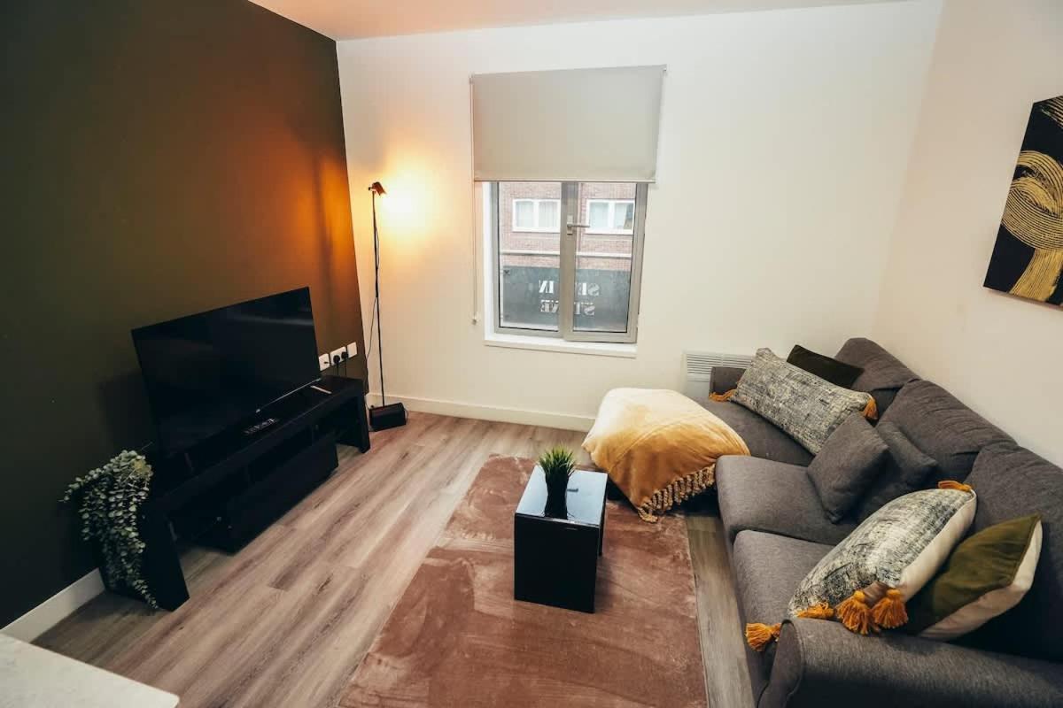 1Br City Centre Apt, Self Check In, Wifi, By Derbnb Sheffield Exteriör bild