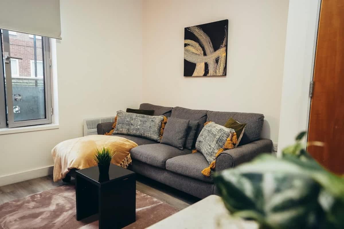 1Br City Centre Apt, Self Check In, Wifi, By Derbnb Sheffield Exteriör bild